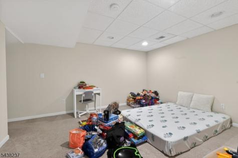 70 Winged Foot Drive Livingston NJ 07039