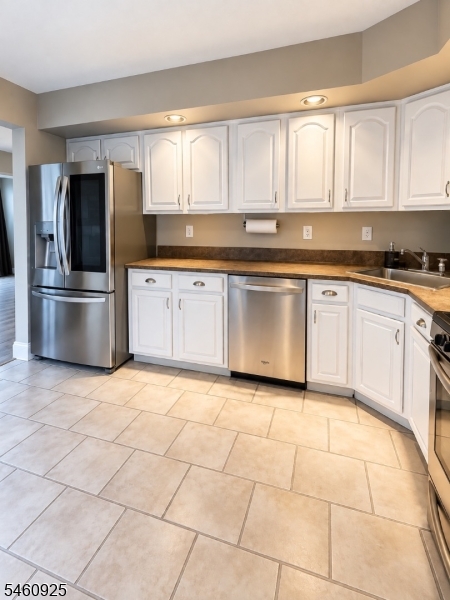 212 Strull Court Bridgewater NJ 08807