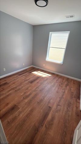 488 S 19th Street Newark NJ 07103