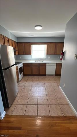 488 S 19th Street Newark NJ 07103