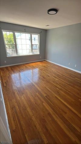 488 S 19th Street Newark NJ 07103