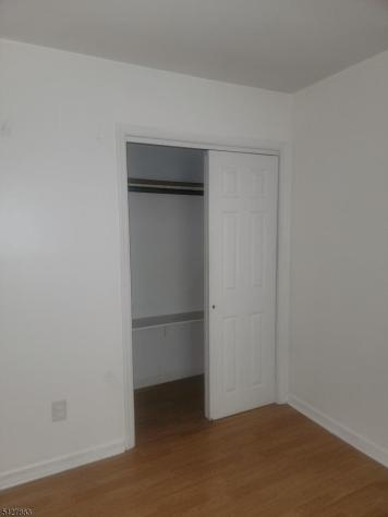 390 Lake Shore West Montague NJ 07827
