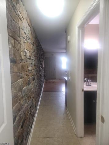 390 Lake Shore West Montague NJ 07827