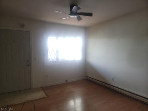 390 Lake Shore West Montague NJ 07827