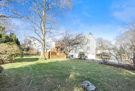 68 Colgate Avenue Paramus NJ 07652
