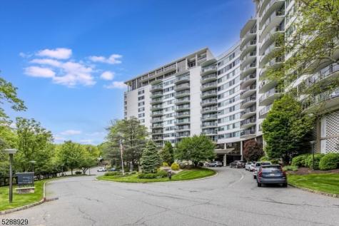 1 Claridge Drive Verona NJ 07044