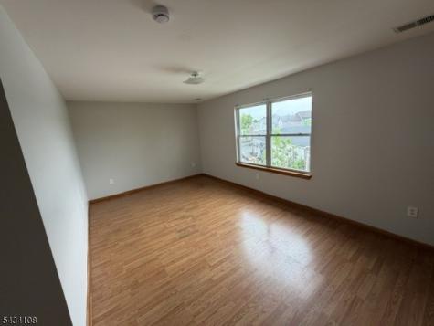 817 Jackson Avenue Linden NJ 07036