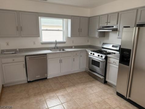 817 Jackson Avenue Linden NJ 07036