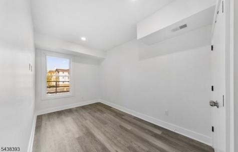 1119 Hampton Place Elizabeth NJ 07201