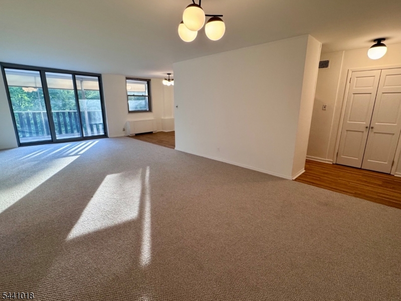 530 Valley Road Montclair NJ 07043