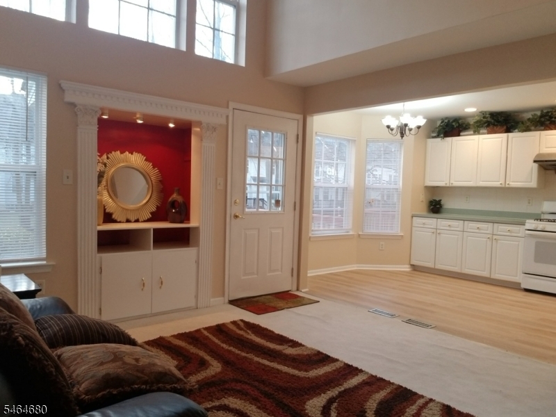 327 Hawthorne Road North Brunswick NJ 08902