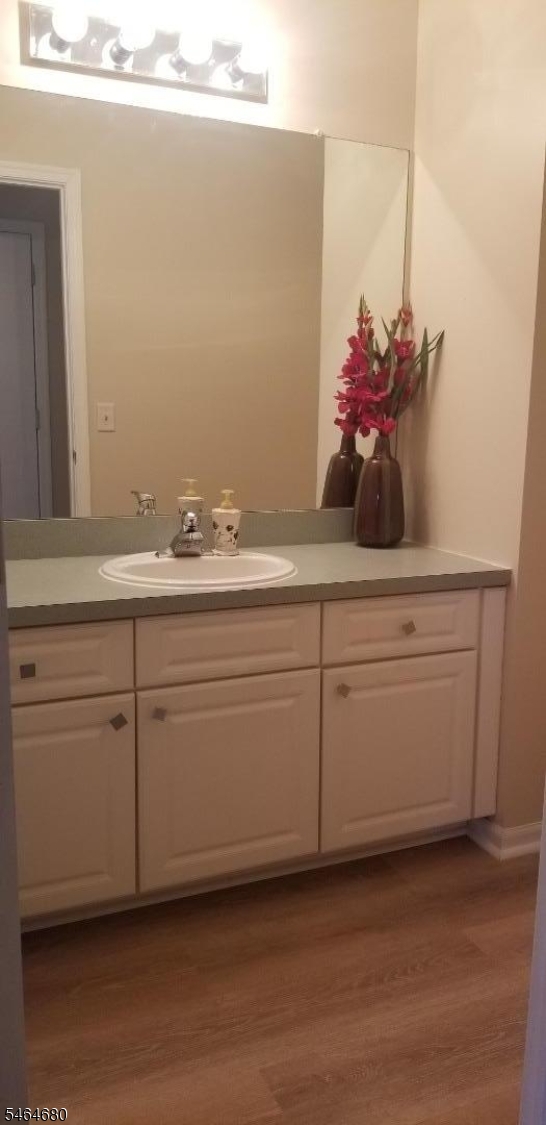 327 Hawthorne Road North Brunswick NJ 08902