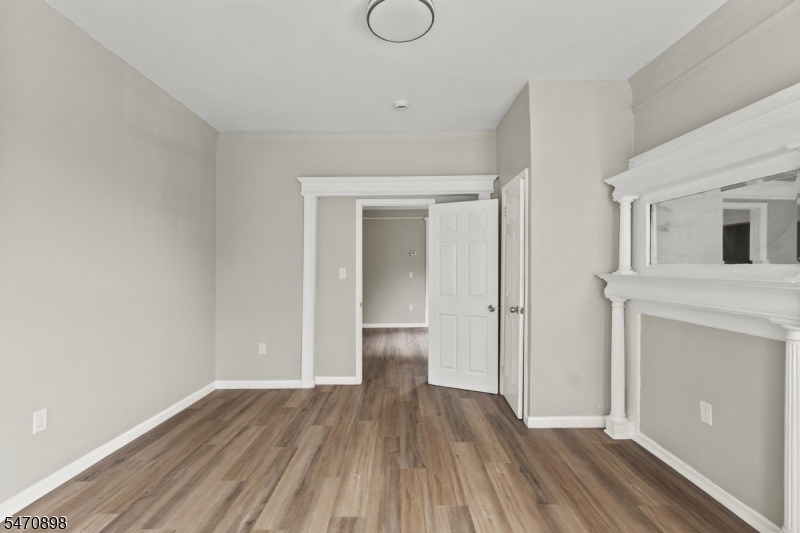 37 Mapes Avenue Newark NJ 07112