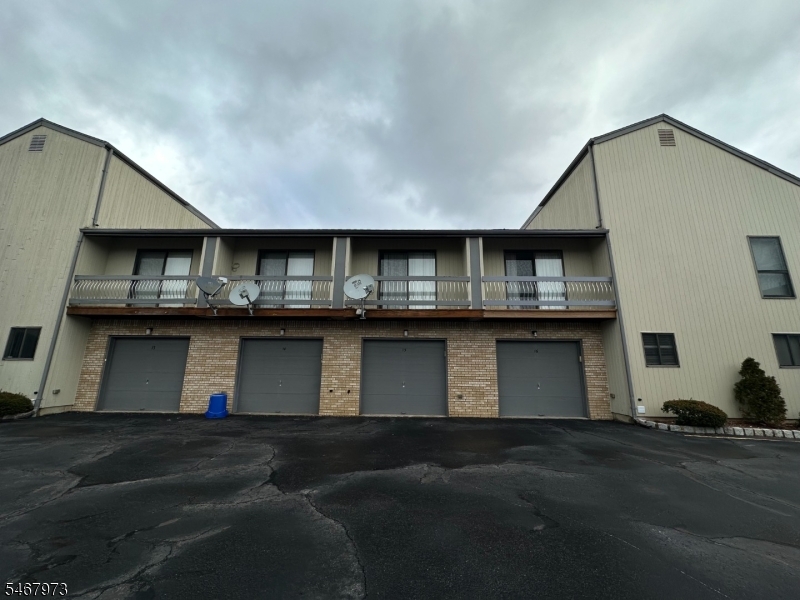 15 Brook Street Franklin NJ 08873
