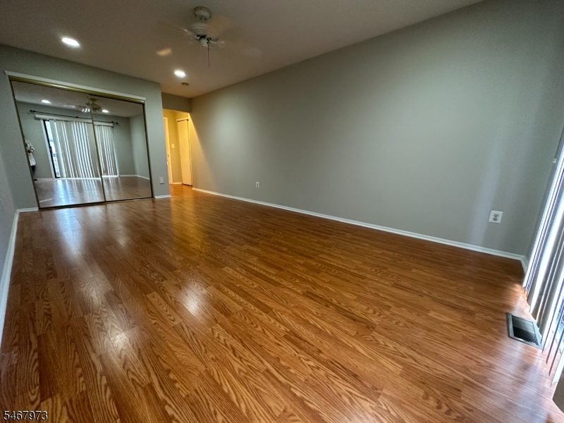 15 Brook Street Franklin NJ 08873