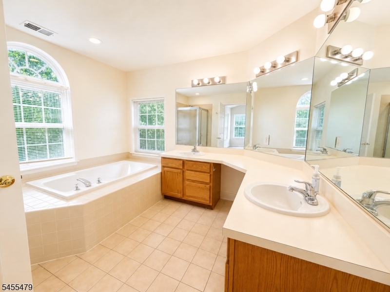 23 Liberty Ridge Road Bernards NJ 07920