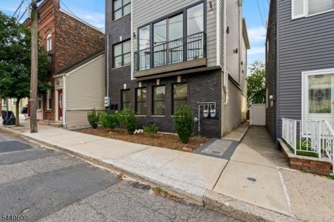 285 Lembeck Avenue Jersey City NJ 07305