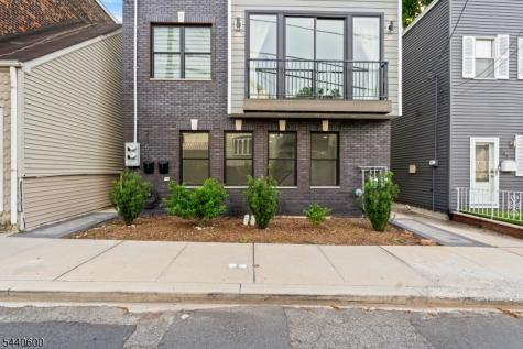 285 Lembeck Avenue Jersey City NJ 07305