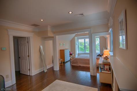 21 N Mountain Avenue Montclair NJ 07042