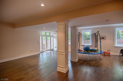 21 N Mountain Avenue Montclair NJ 07042