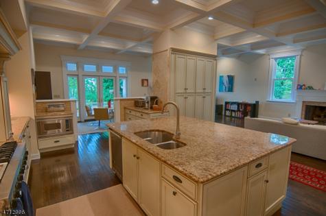 21 N Mountain Avenue Montclair NJ 07042