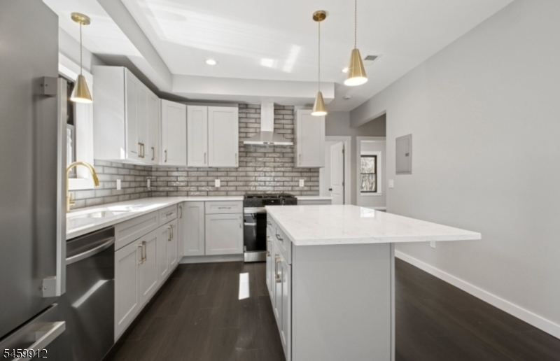 142 Maple Avenue Montclair NJ 07042