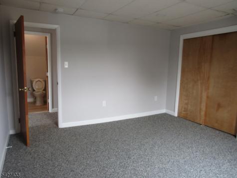 4 Fairfield Avenue West Caldwell NJ 07006