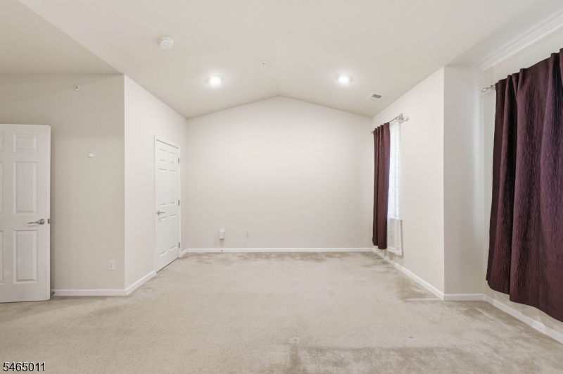 1424 Hudson Circle Highland Park NJ 08904