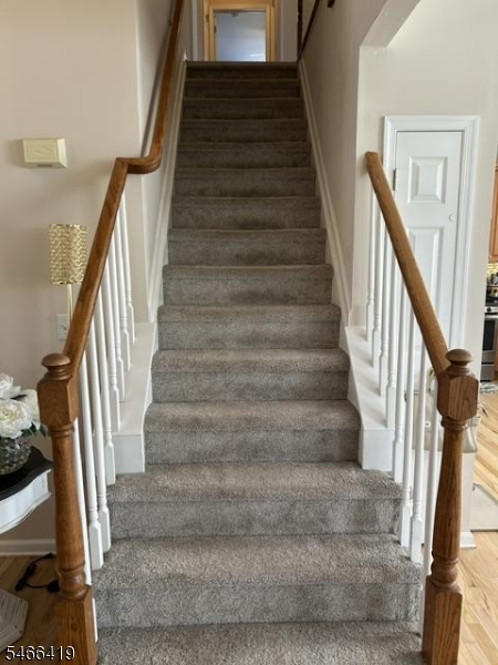 7 Crestview Drive Mount Olive NJ 07840