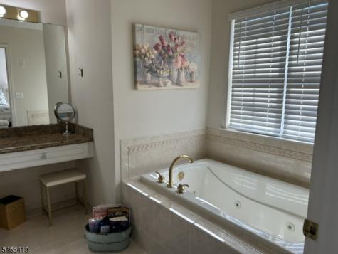 7 Crestview Drive Mount Olive NJ 07840