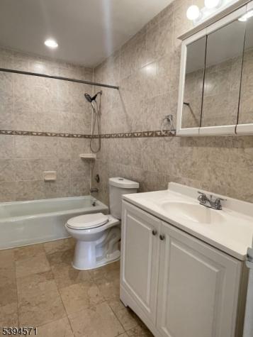 6 River Road Apt K Nutley NJ 07110