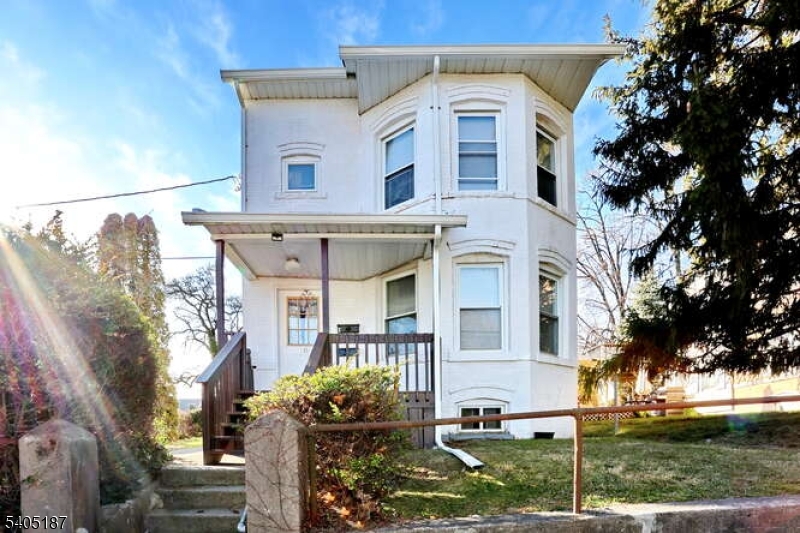 68 Mohawk Avenue Hawthorne NJ 07506