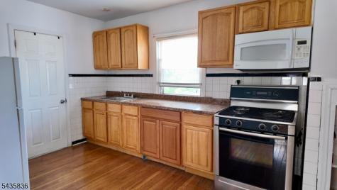 305 Sanford Avenue Newark NJ 07106