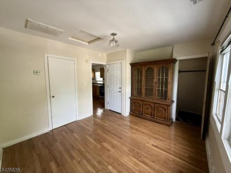 305 Sanford Avenue Newark NJ 07106