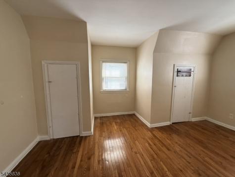 305 Sanford Avenue Newark NJ 07106