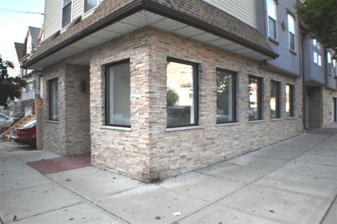 687 Avenue A Bayonne NJ 07002