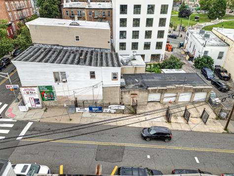 154 Chestnut Avenue Jersey City NJ 07306