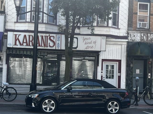 906 Summit Avenue Union City NJ 07087