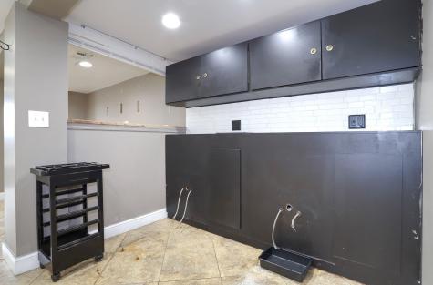 693 Bergen Avenue Jersey City NJ 07304