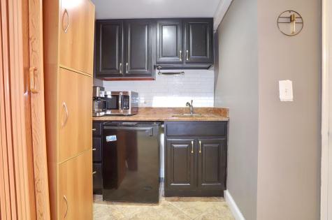 693 Bergen Avenue Jersey City NJ 07304