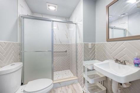 6702 Bergenline Avenue West New York NJ 07093