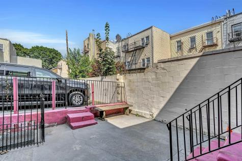 308 38th Street Union City NJ 07087