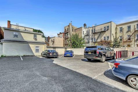 308 38th Street Union City NJ 07087