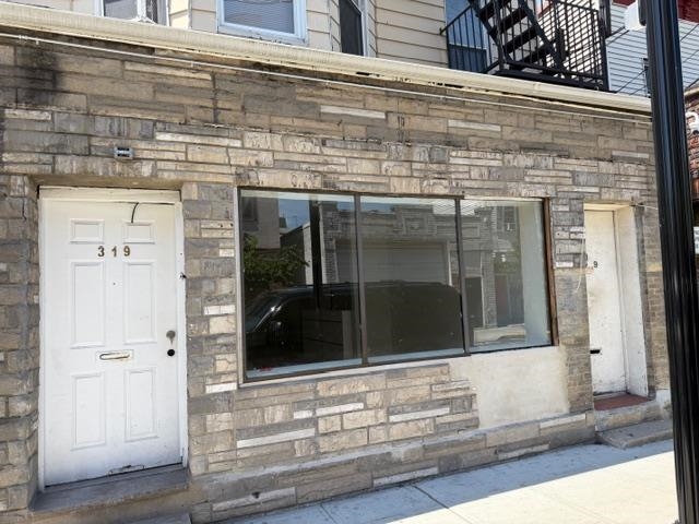 319 38th Street Union City NJ 07087