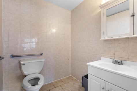 317 Avenue C Bayonne NJ 07002