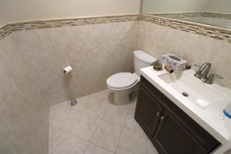 1325 Paterson Plank Road Secaucus NJ 07094