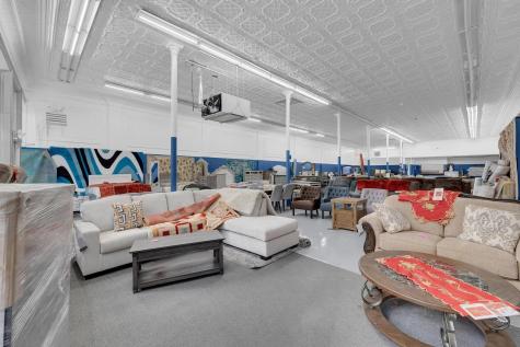 821-823 Summit Avenue Union City NJ 07087