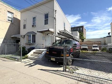 920-922 21st Street Union City NJ 07087