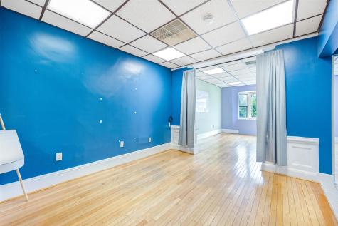 6702 Bergenline Avenue West New York NJ 07093