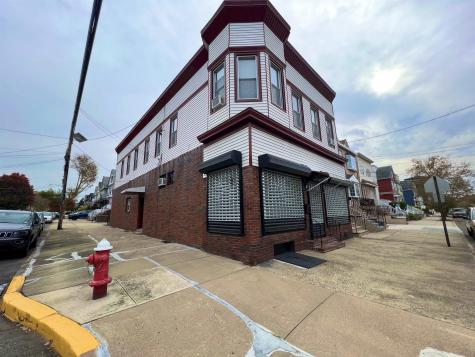 168 Avenue B Bayonne NJ 07002-2020
